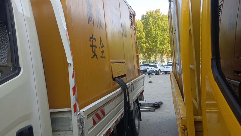 港口如何判断柴油发电机组和UPS电源的切换时间是否符合要求？
